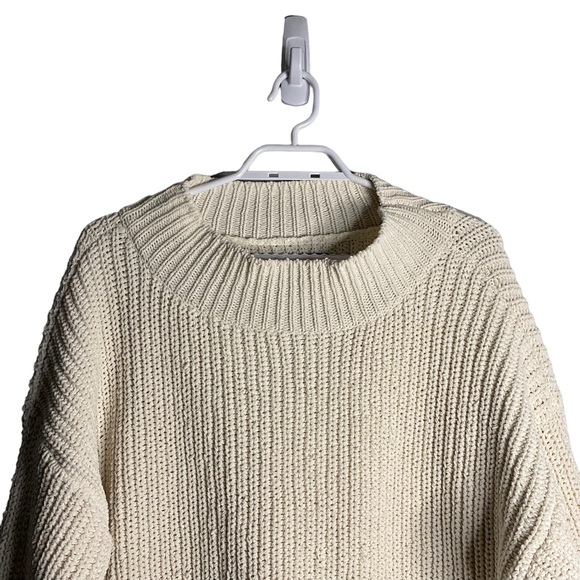 Aerie Women's Ivory Soft and Cozy Oversized Knit Sweater - Picture 2 of 9